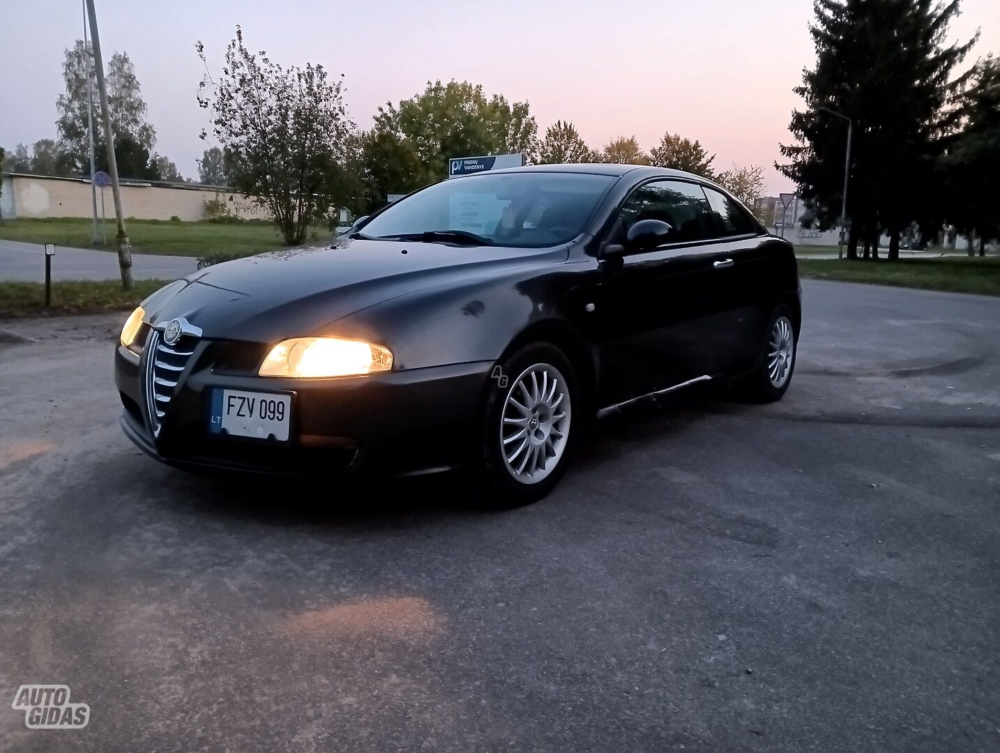 Alfa Romeo GT JTD 2004 y