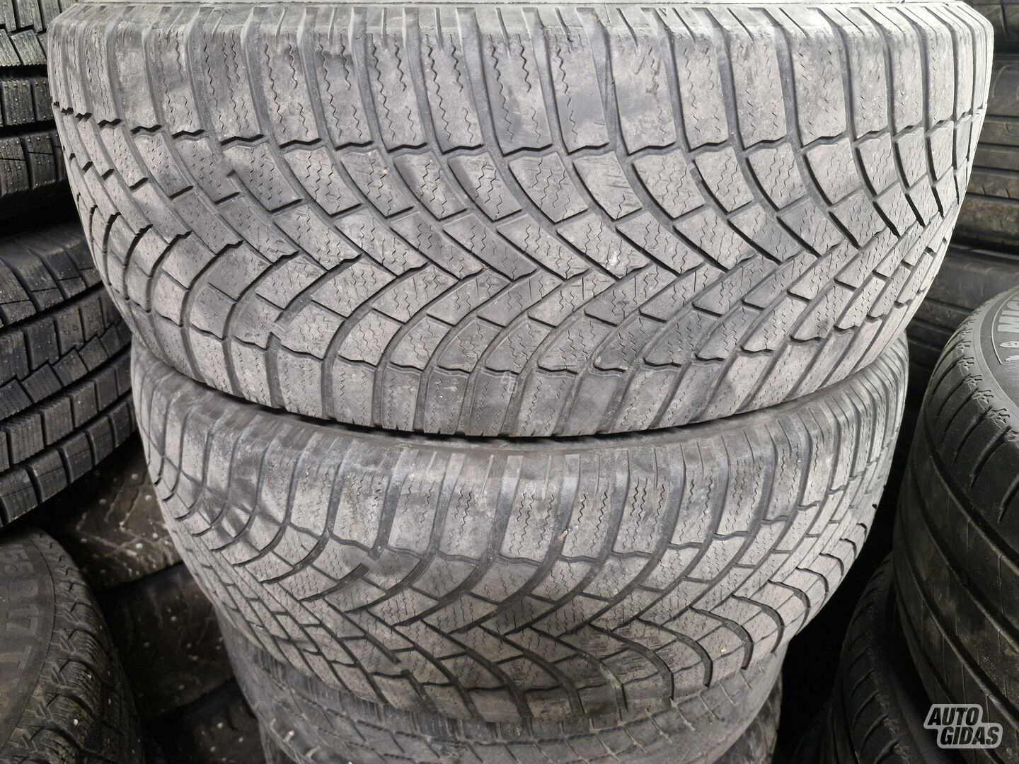 Bridgestone R18 universal tyres passanger car