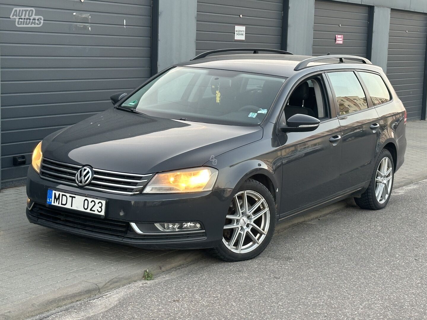 Volkswagen Passat 2011 m Universalas