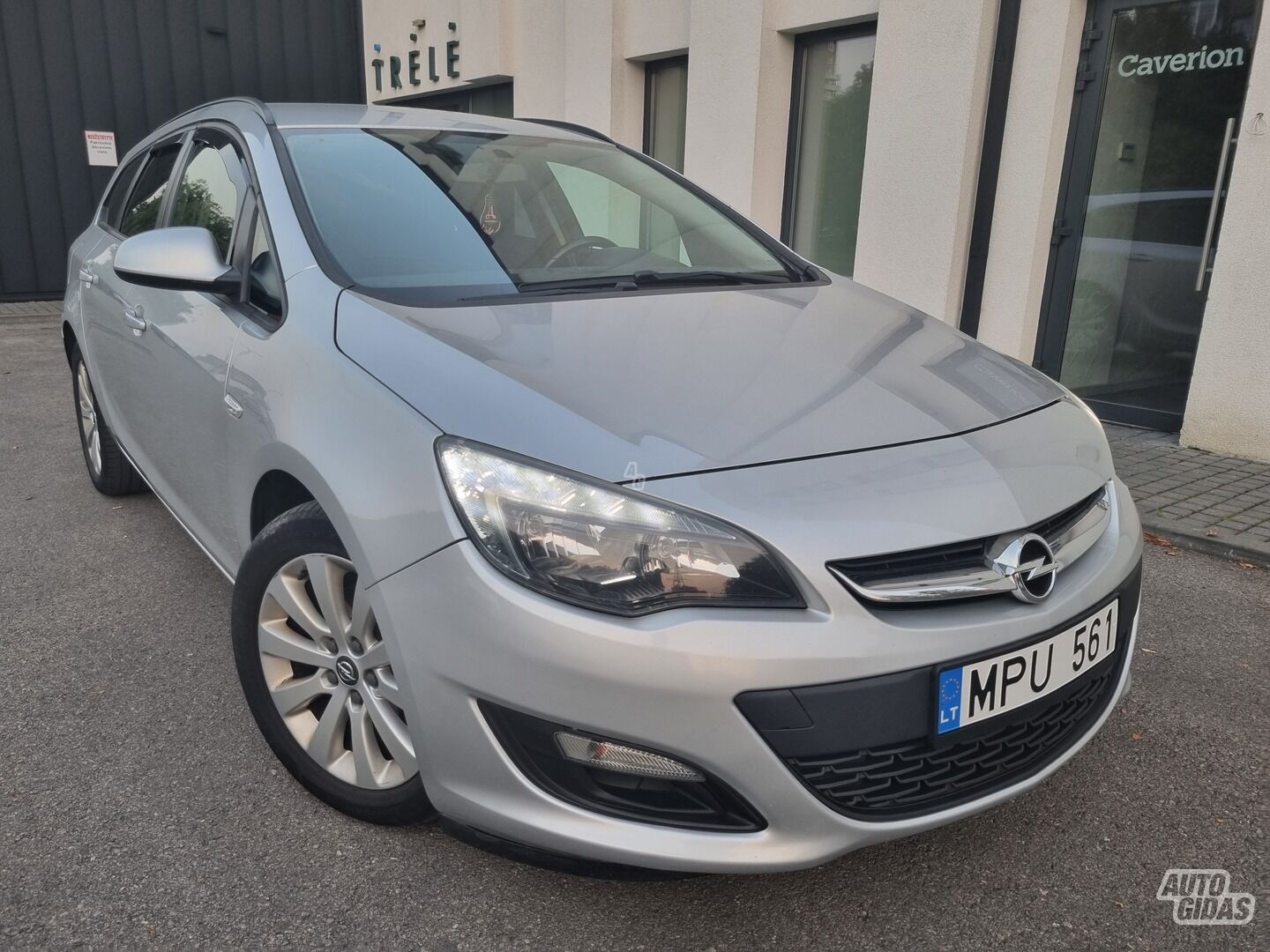 Opel Astra J 2013 y