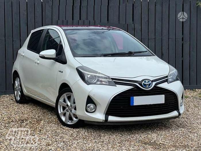 Toyota Yaris 2015 y parts