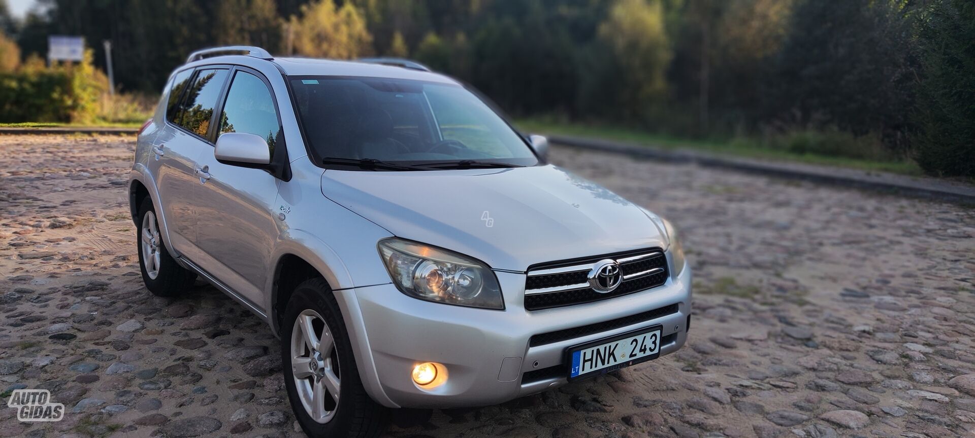 Toyota RAV4 III 2006 y