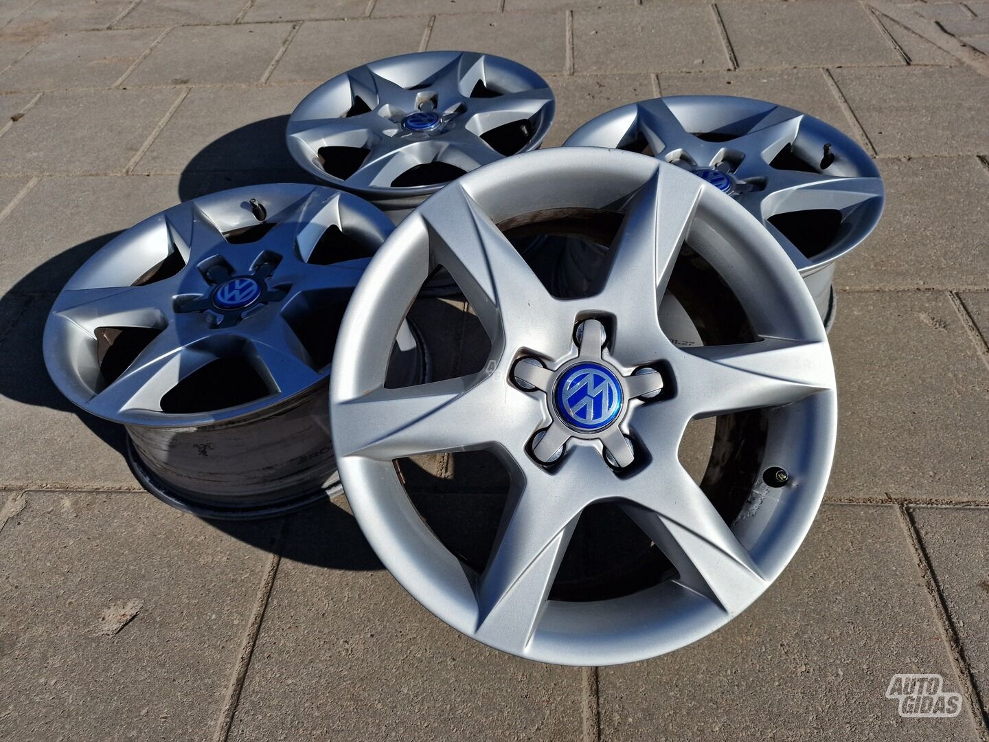 Volkswagen Passat, Golf, Caddy Passat light alloy R16 rims