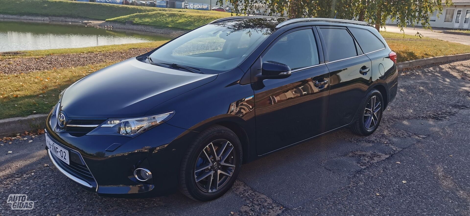 Toyota Auris 2014 m Universalas