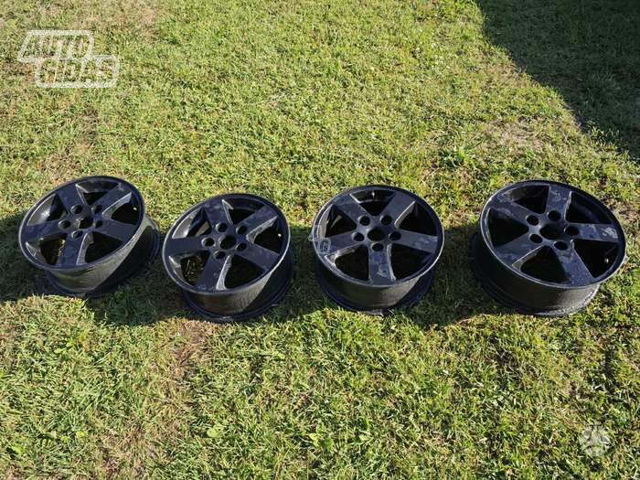 Grand Caravan light alloy R16 rims