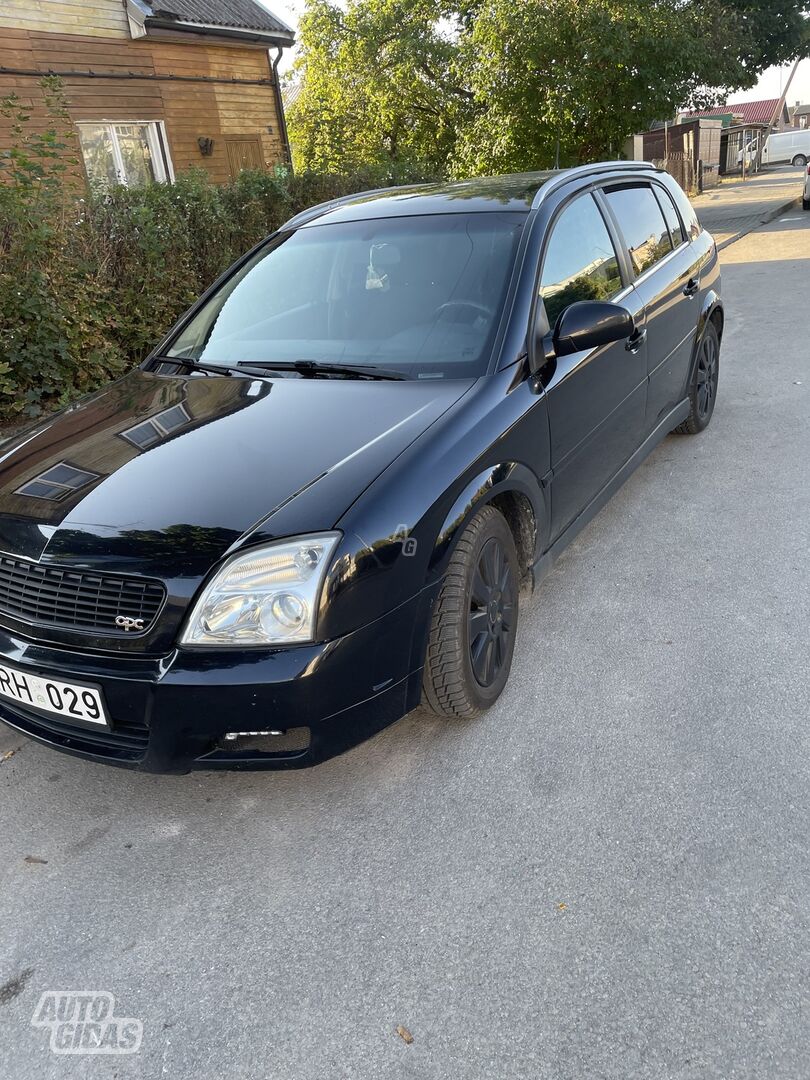 Opel Signum 2004 y Hatchback