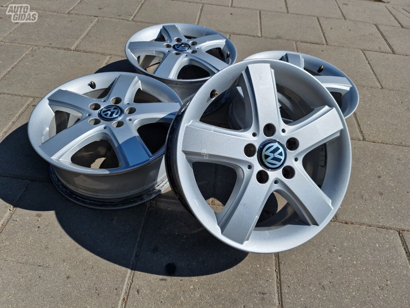 Volkswagen e-Golf, Golf, Jetta e-Golf light alloy R16 rims