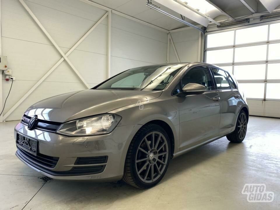 Volkswagen Golf 1.6 TDI BLUEMOTION 1 1.6 2014 y