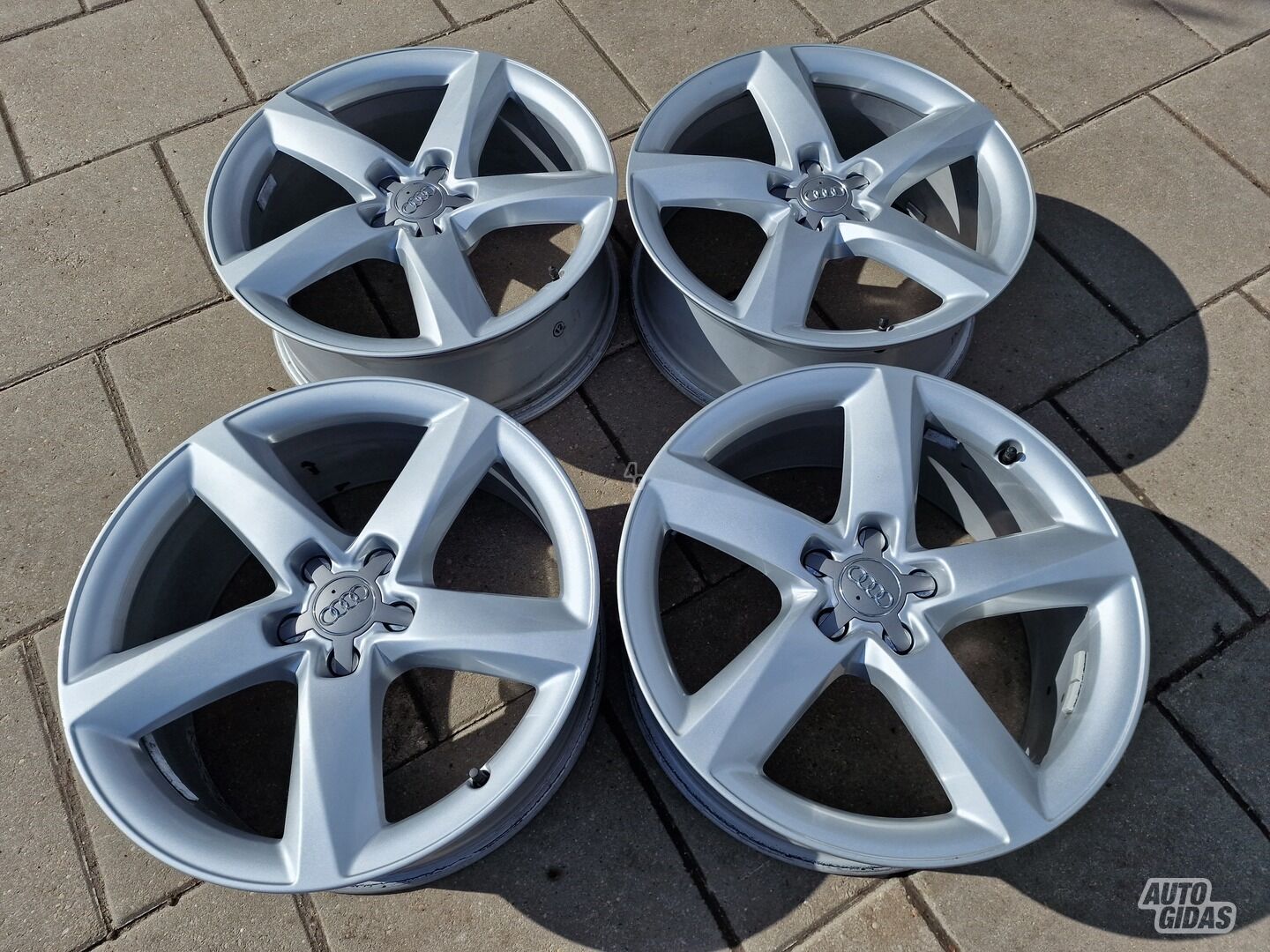 Audi A6 C7, A8 D4, Q5 A8 light alloy R19 rims