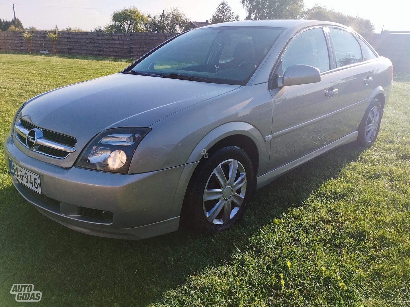 Opel Vectra 2005 y Hatchback