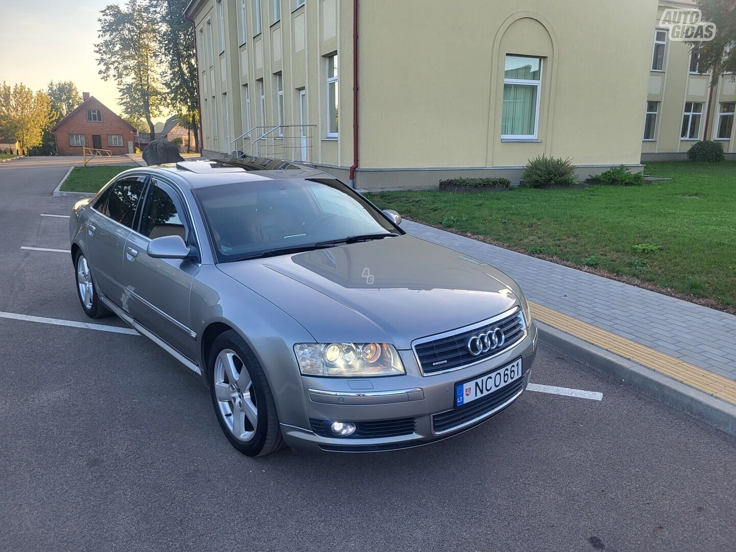 Audi A8 2003 m Sedanas