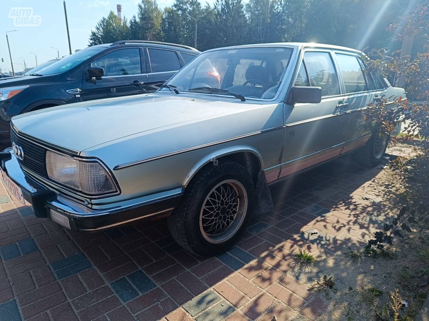 Audi 100 1981 г Седан