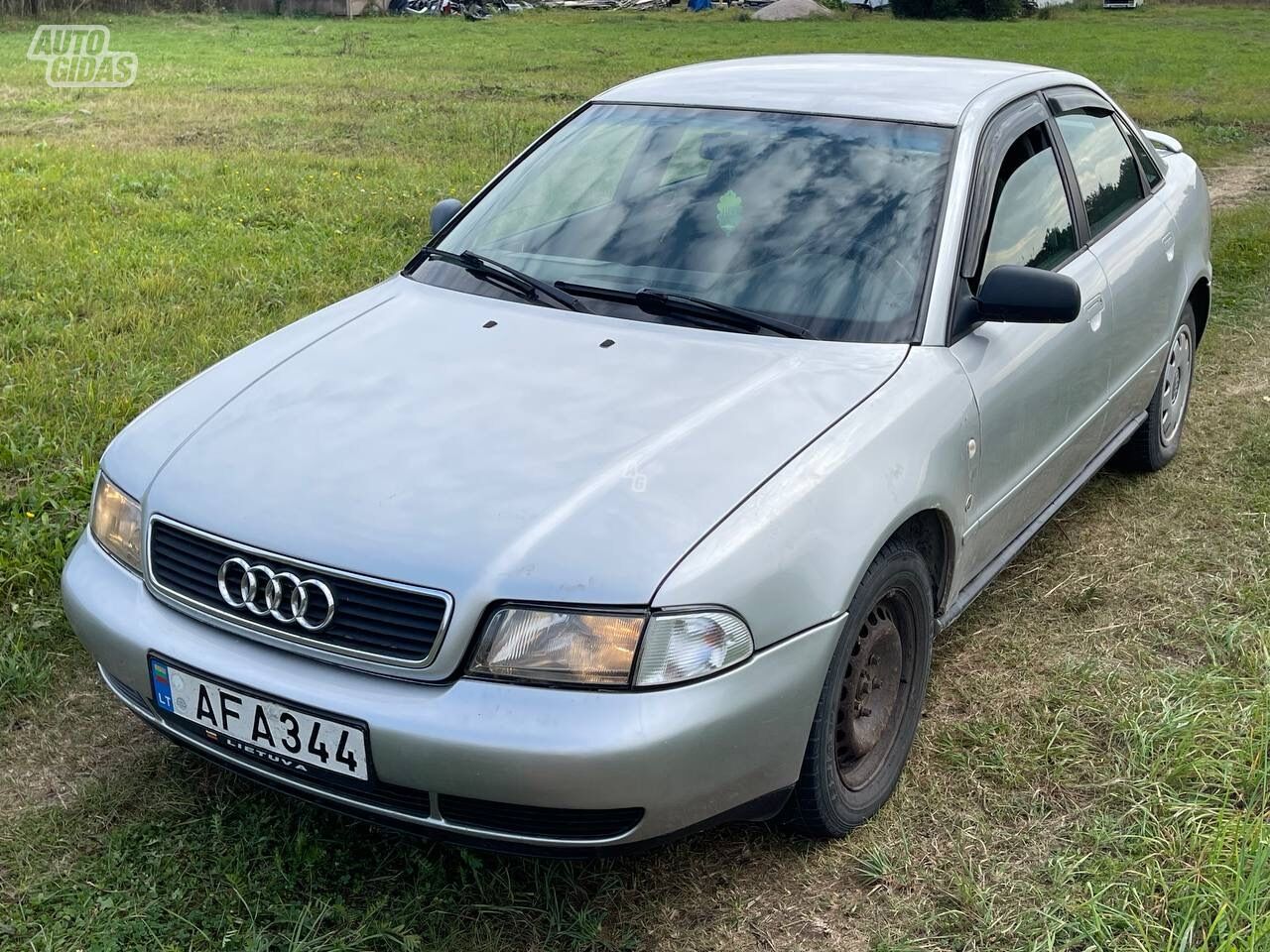 Audi A4 1995 г Седан