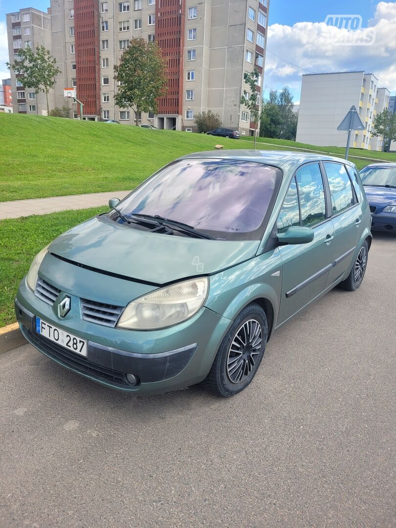 Renault Scenic 2004 y Hatchback