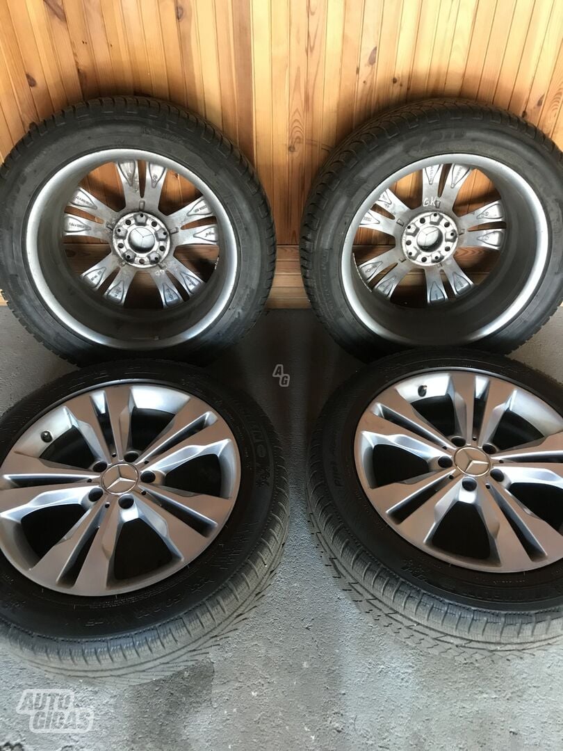 Light alloy R18 rims