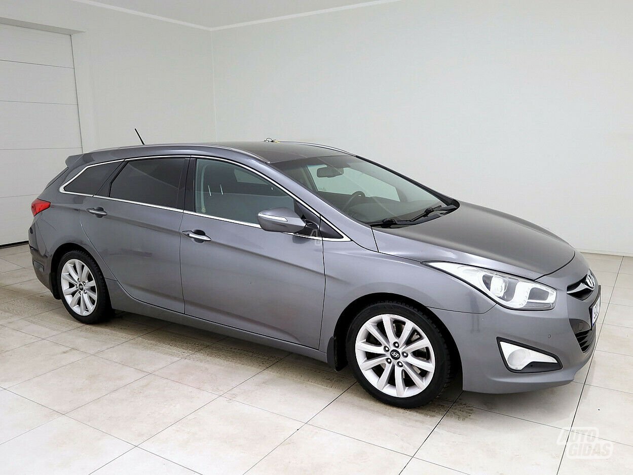 Hyundai i40 CRDi 2011 m