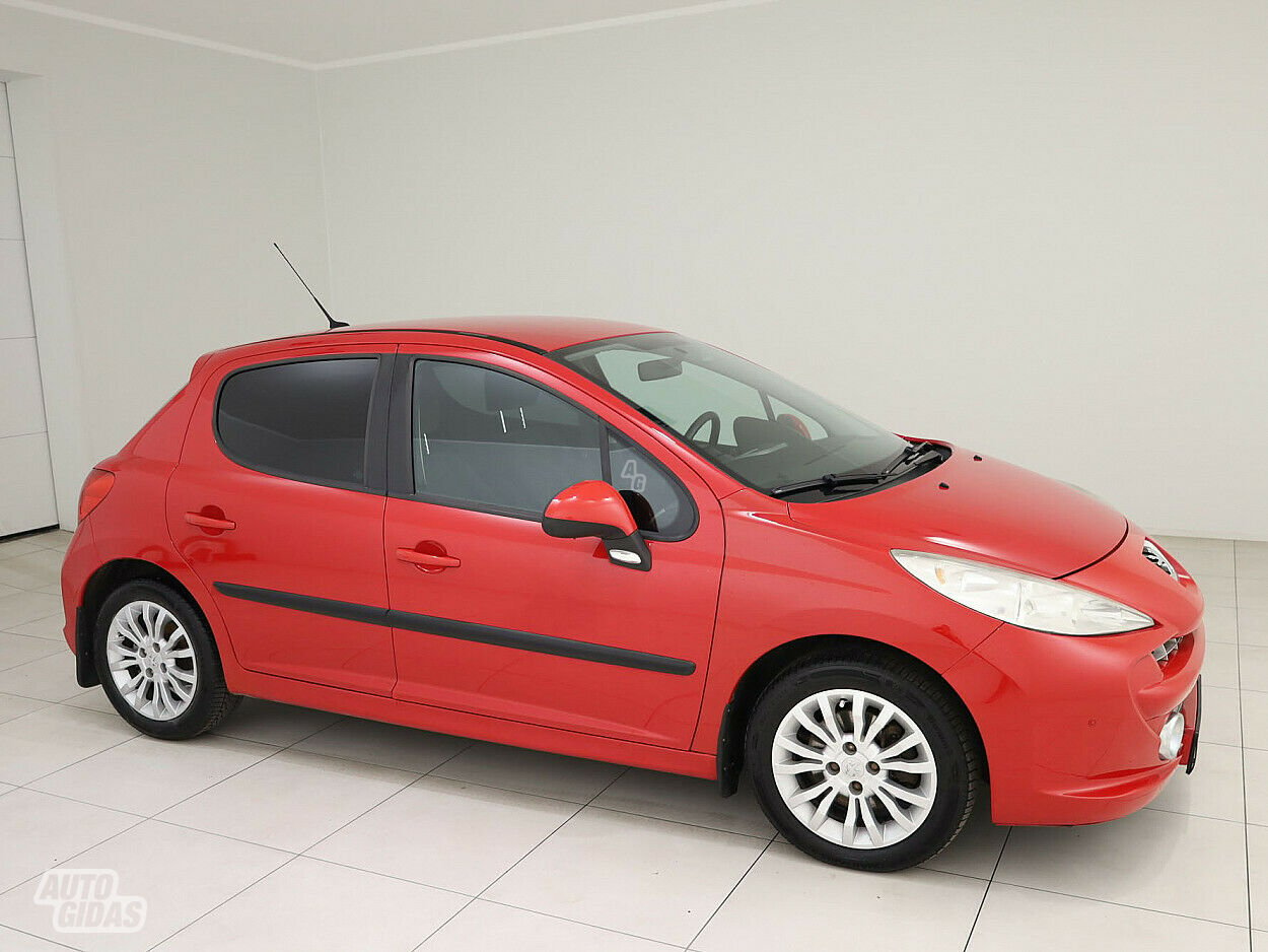 Peugeot 207 2007 m Hečbekas