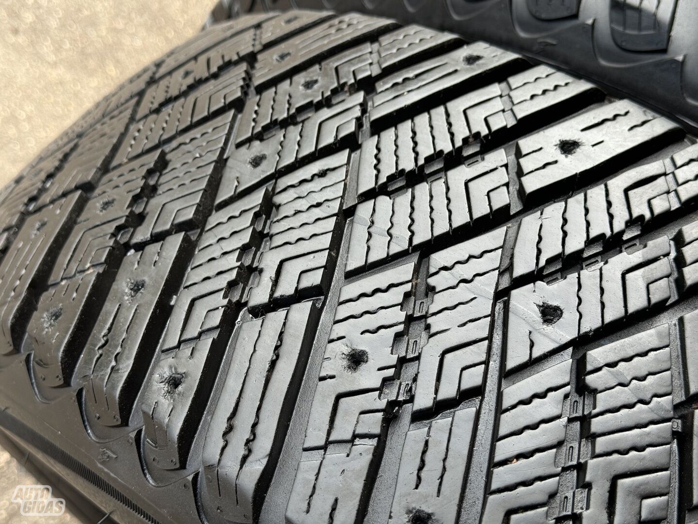 Goodyear Arctic Ice R17 зимние шины для автомобилей