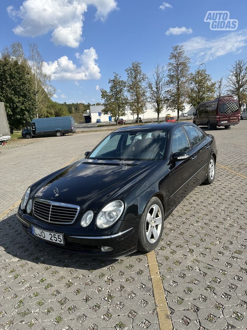 Mercedes-Benz E 270 CDI 2004 y