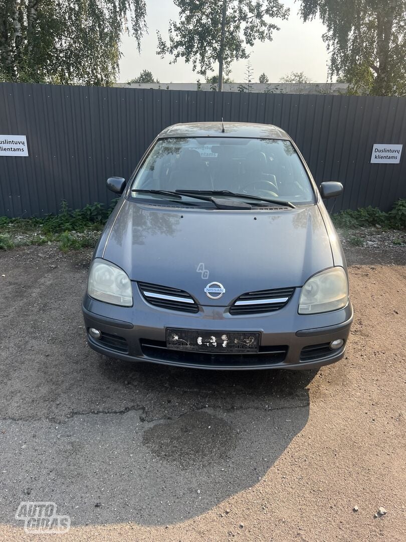 Nissan Almera Tino 14263 2004 m