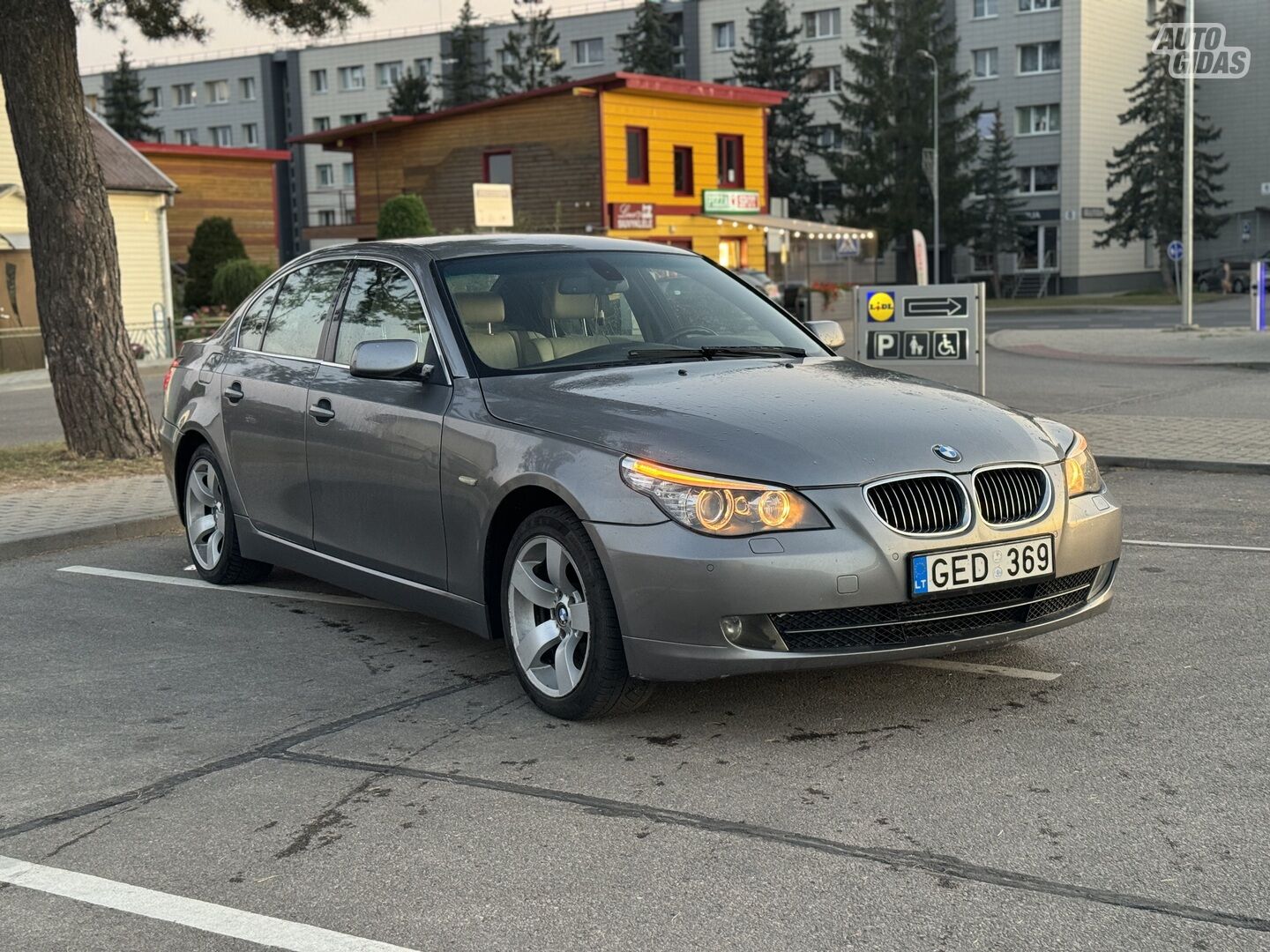 Bmw 525 E60 2007 г