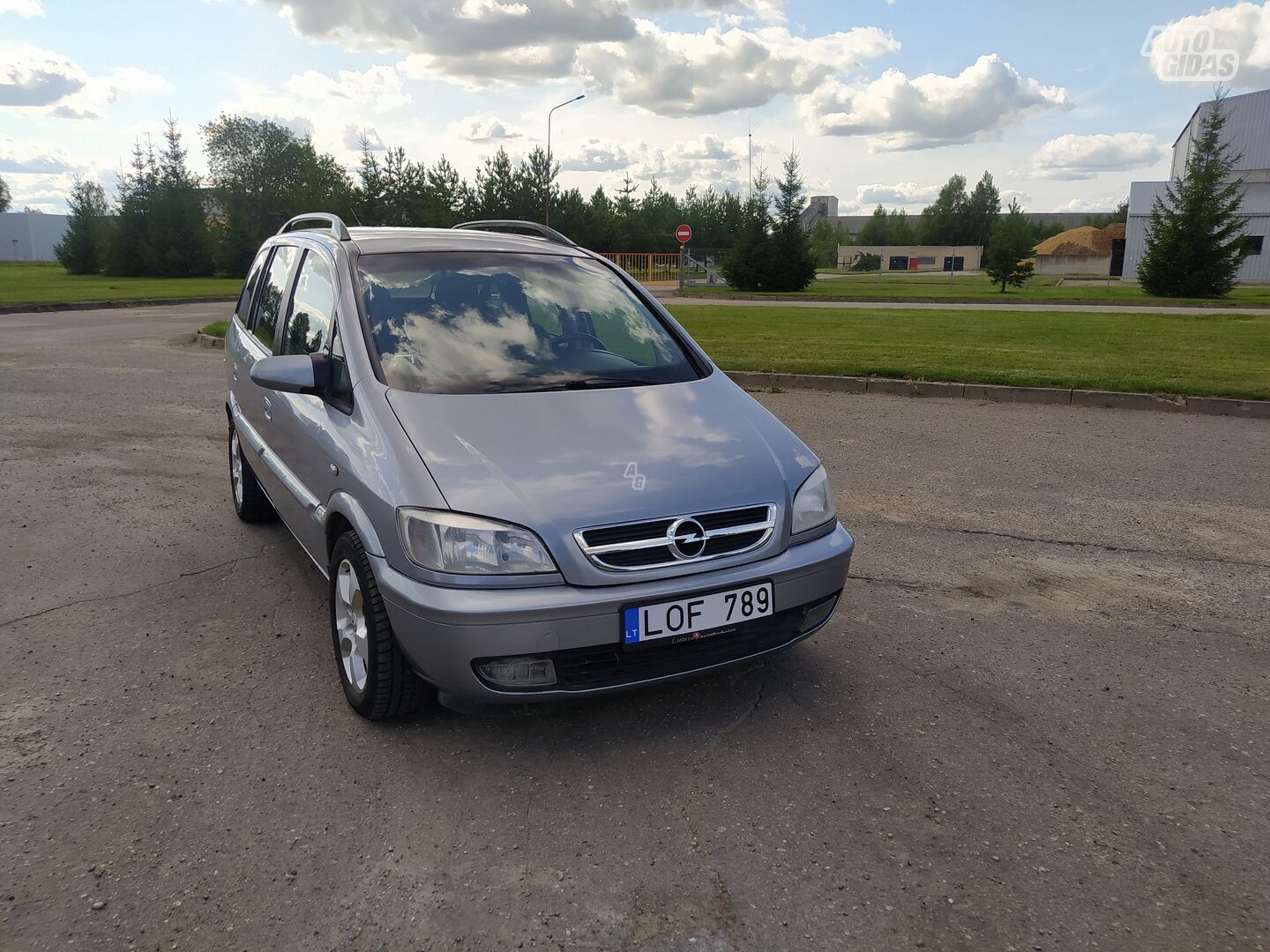 Opel Zafira A TDI 2003 г