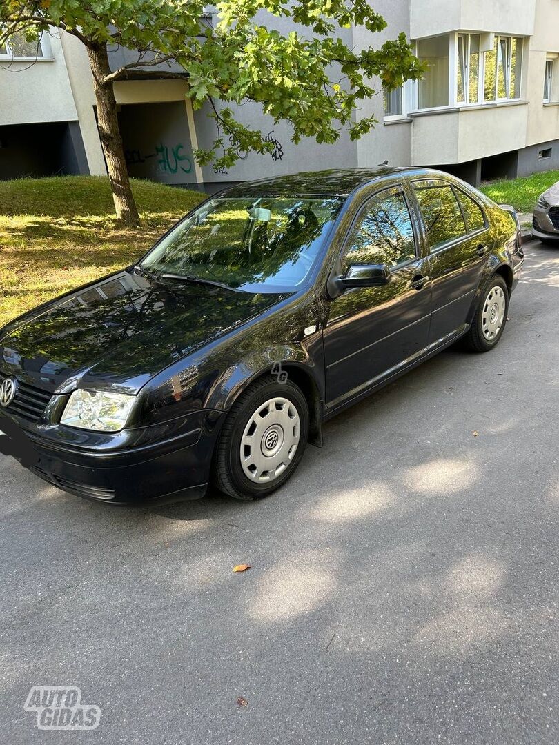 Volkswagen Bora 2001 m Sedanas