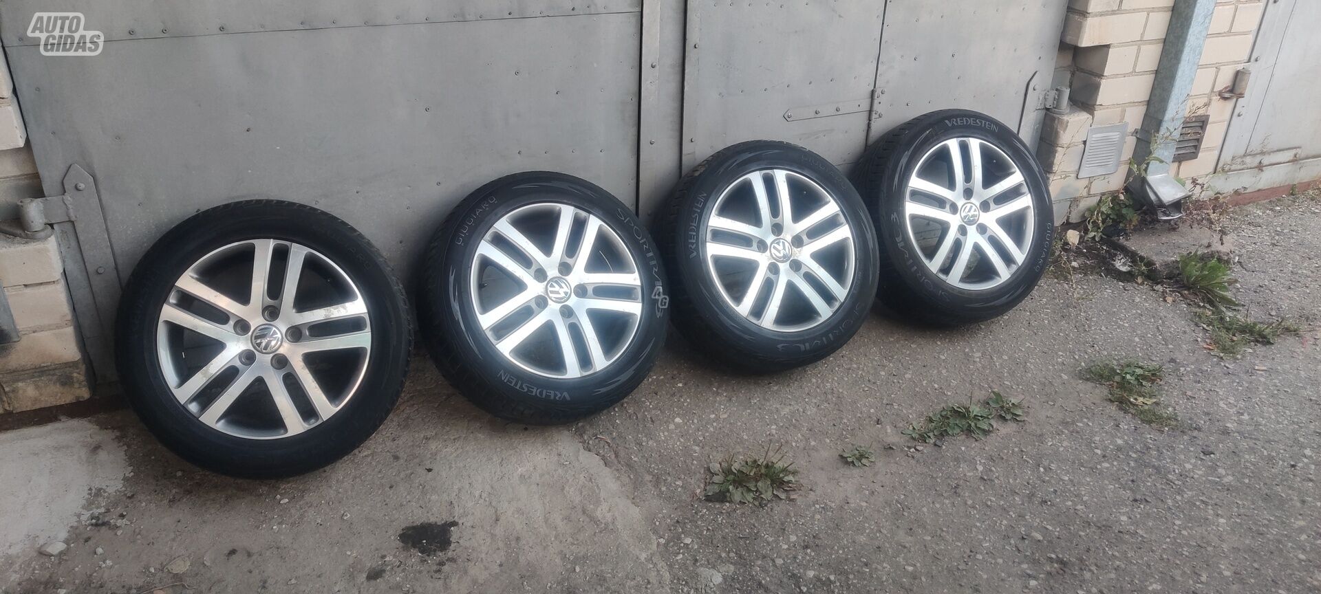 Light alloy R16 rims