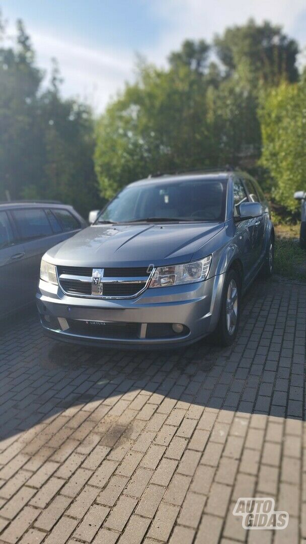 Dodge Journey 2010 y Off-road / Crossover