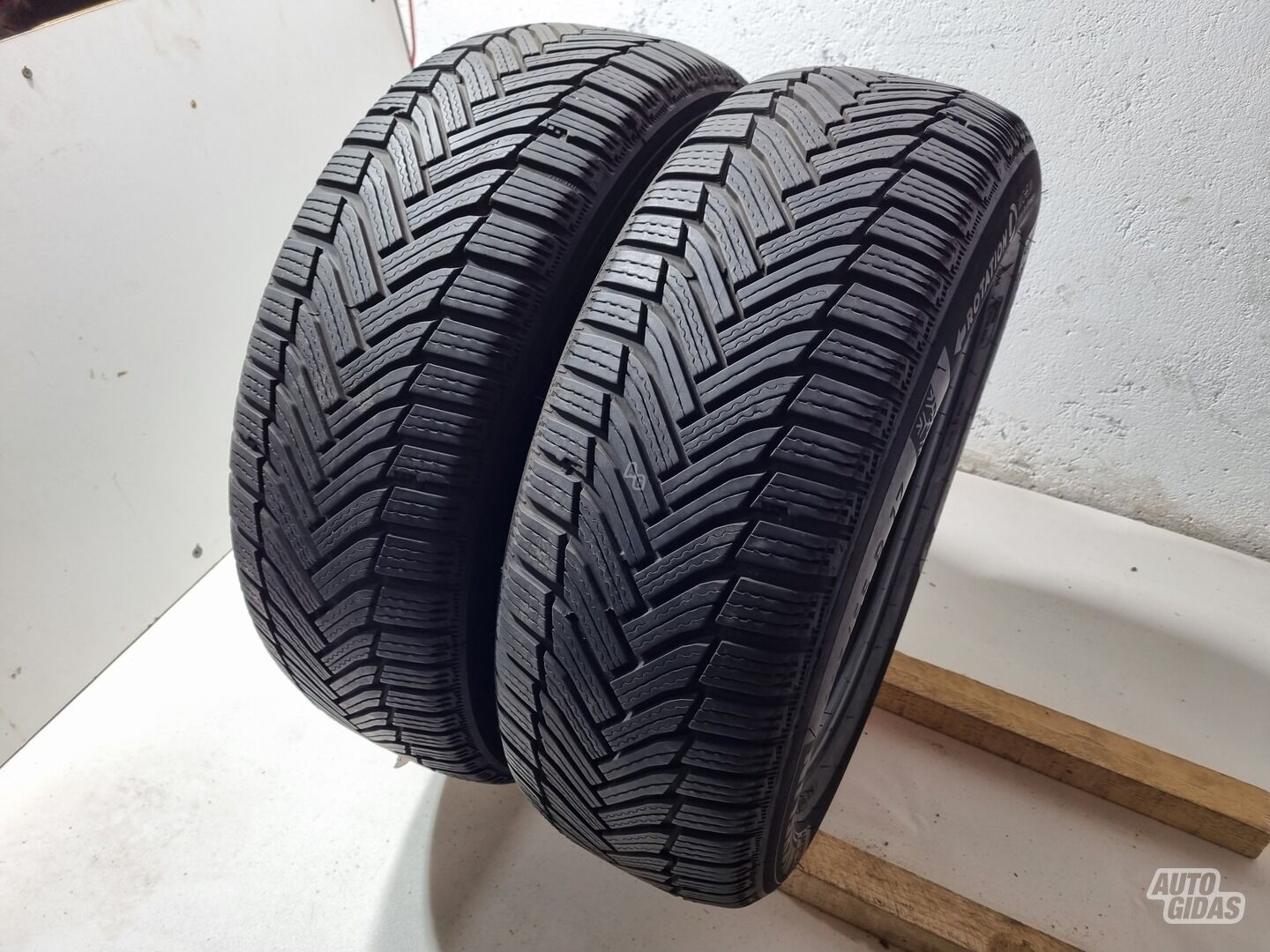 Michelin 7mm, 2022m R17 žieminės padangos lengviesiems