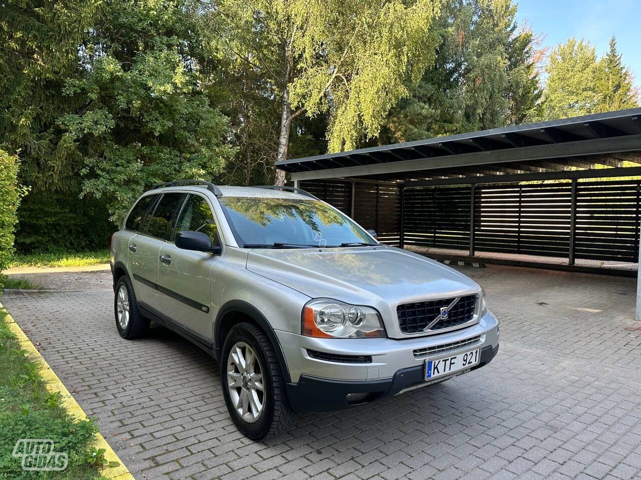 Volvo XC90 2006 y Off-road / Crossover