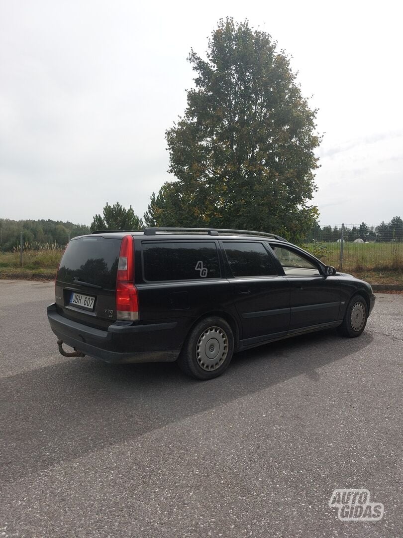 Volvo V70 II 2003 y