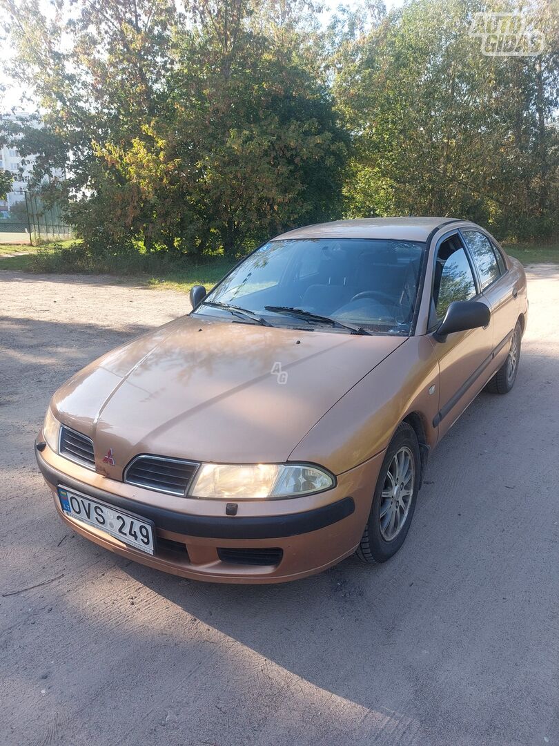 Mitsubishi Carisma 2001 г Хэтчбек