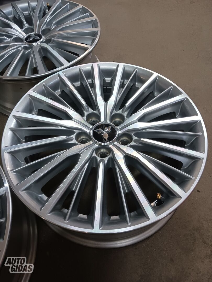 Mitsubishi Outlander light alloy R18 rims