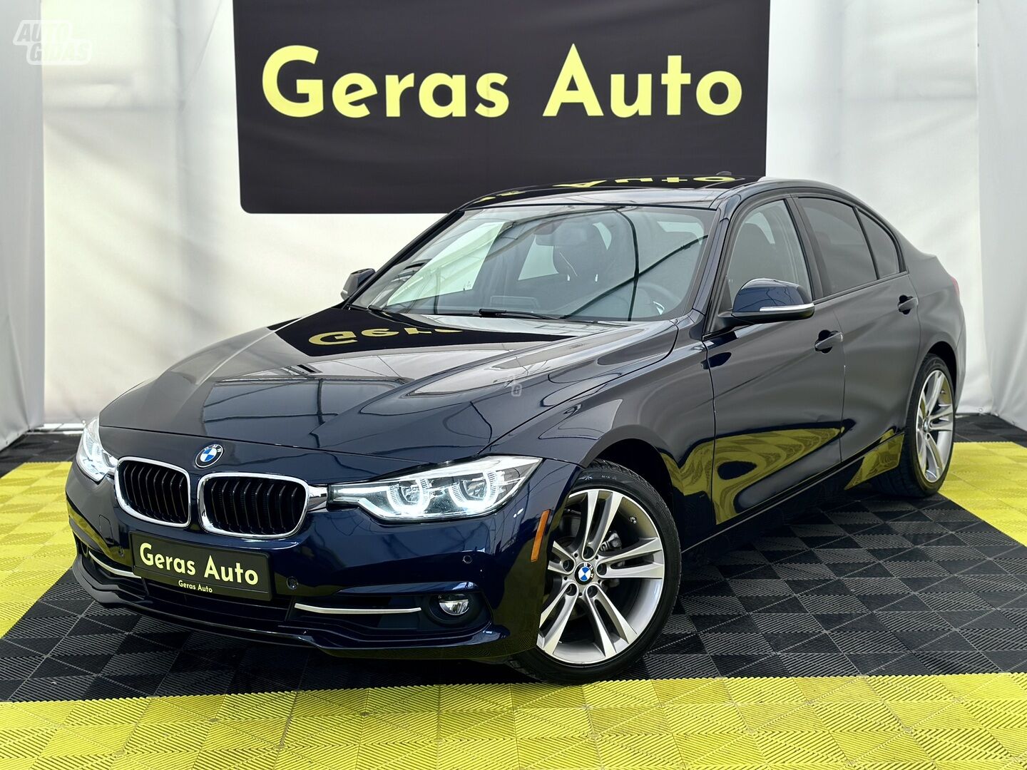 Bmw 330 2017 г Седан