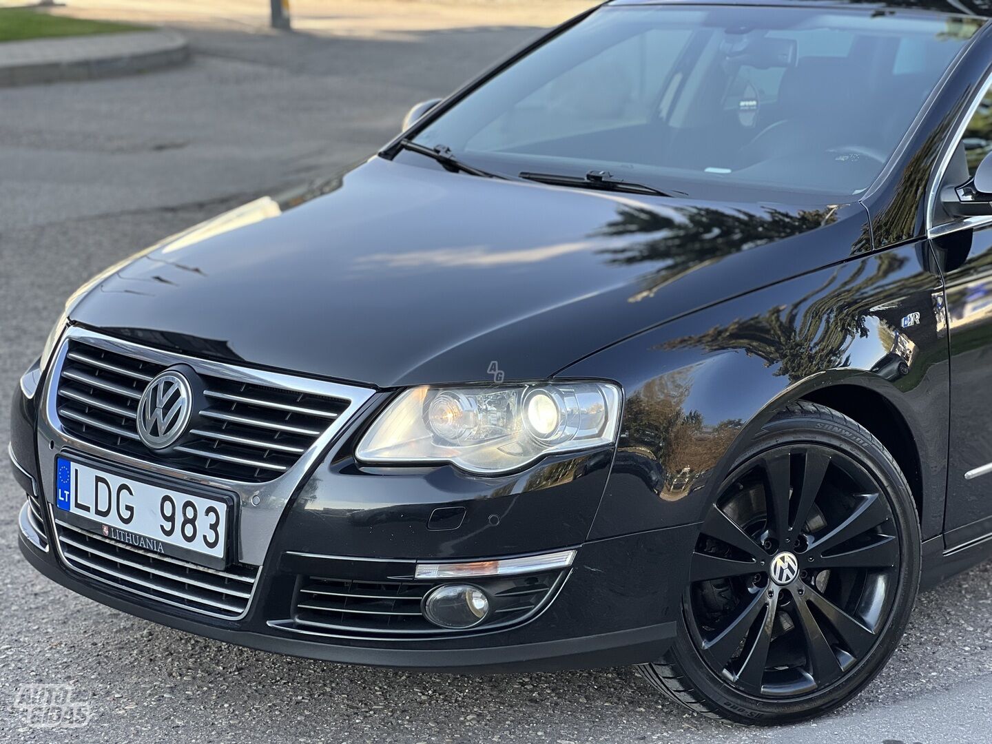 Volkswagen Passat B6 TDI DSG 2007 г