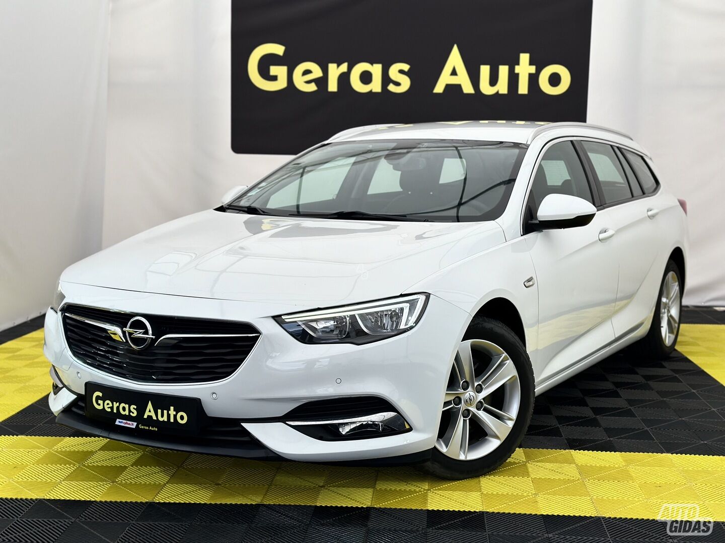 Opel Insignia 2018 m Universalas