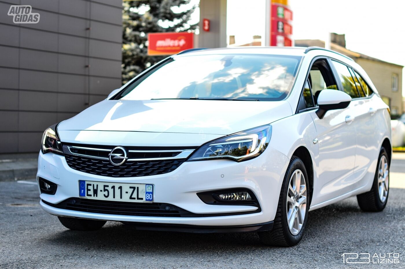 Opel Astra 2018 y Wagon