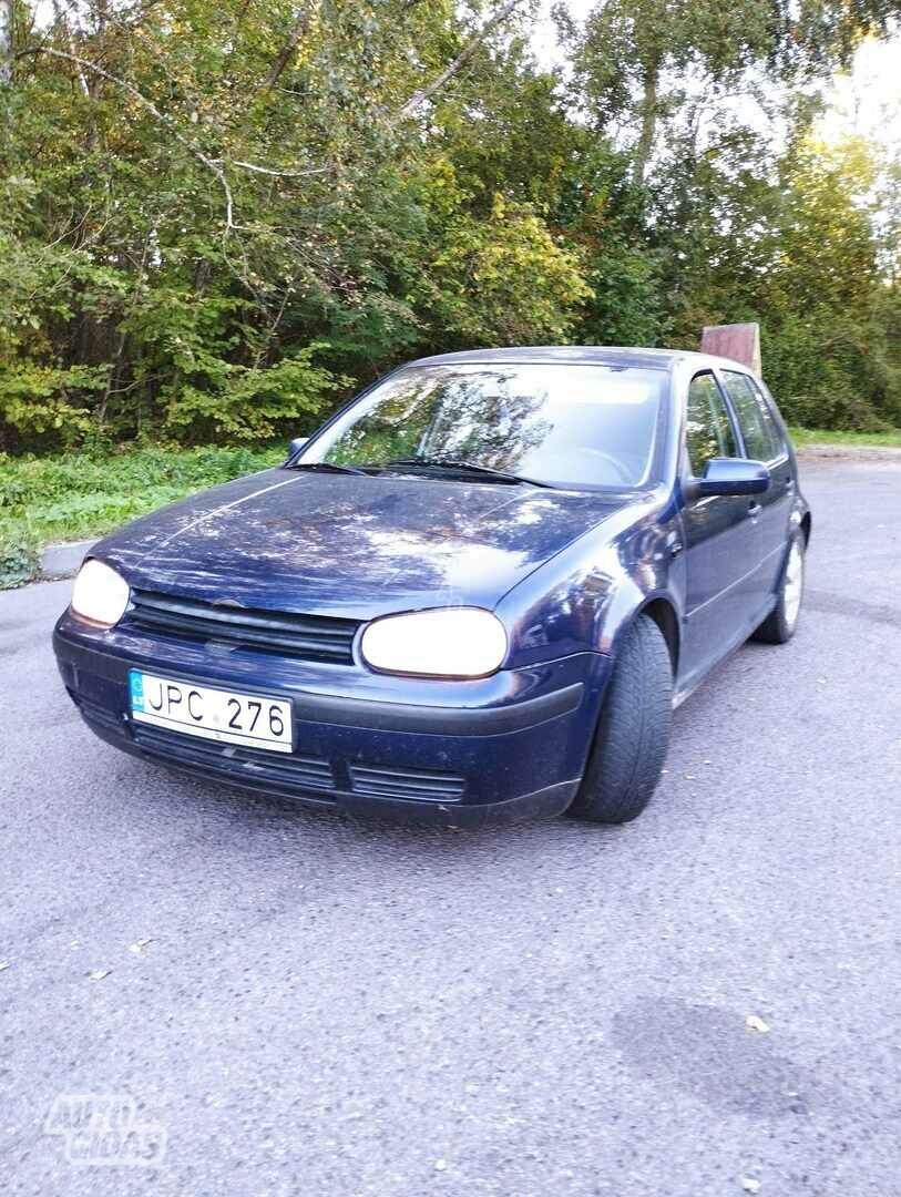 Volkswagen Golf 2000 m Hečbekas