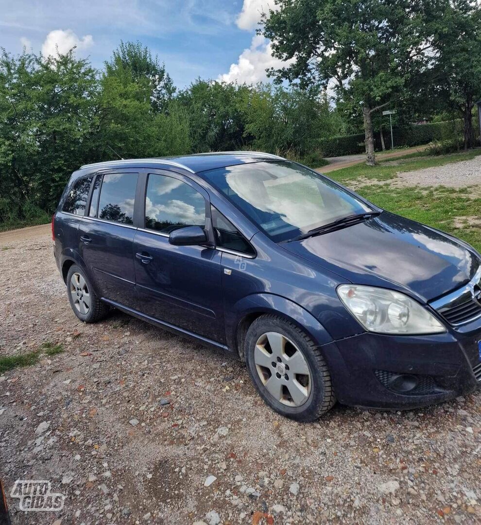 Opel Zafira 2008 m Vienatūris