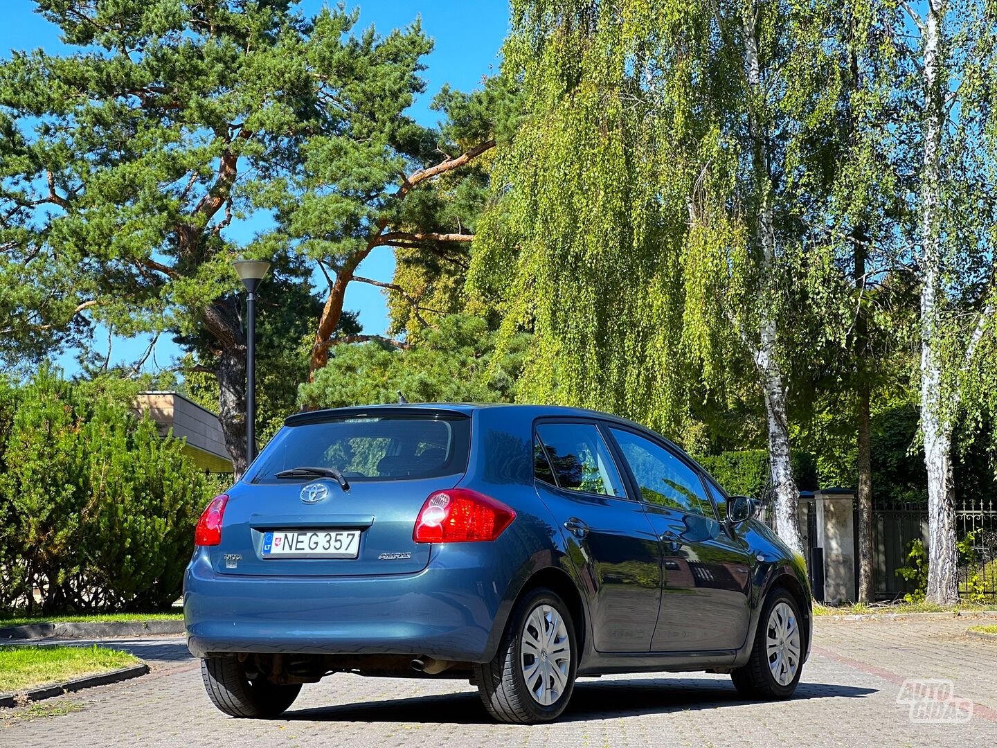 Toyota Auris VVT-i Terra 2007 m