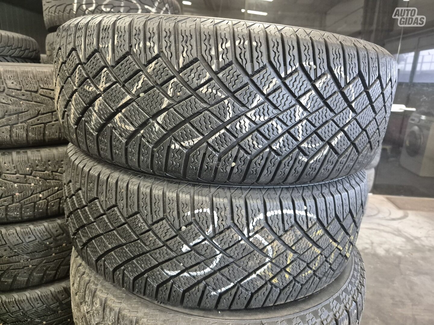 R17 universal tyres passanger car