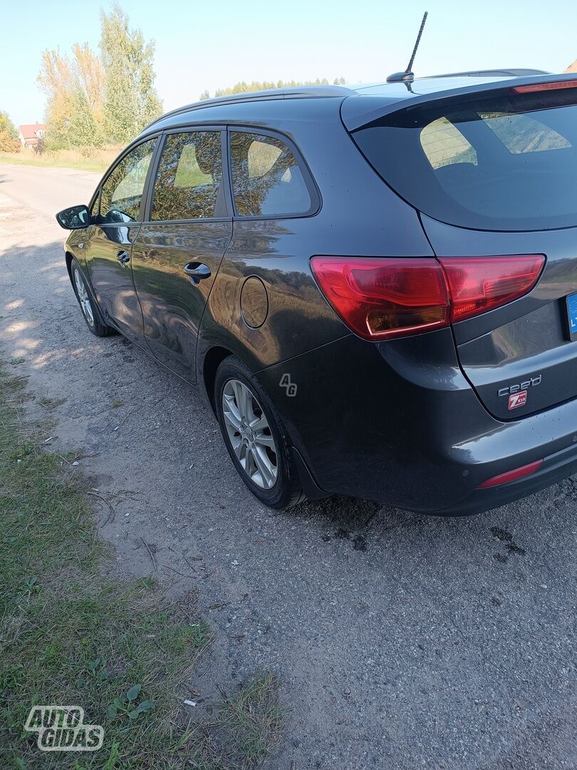 Kia Cee'd 2013 m Hečbekas