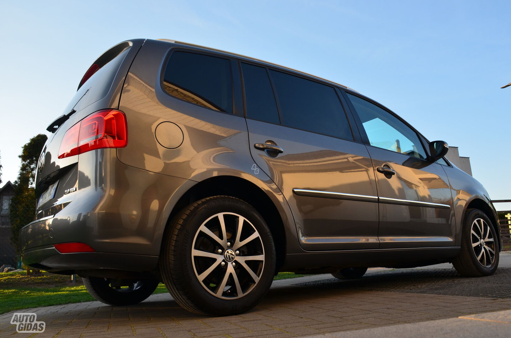 Volkswagen Touran super comfort 2013 m