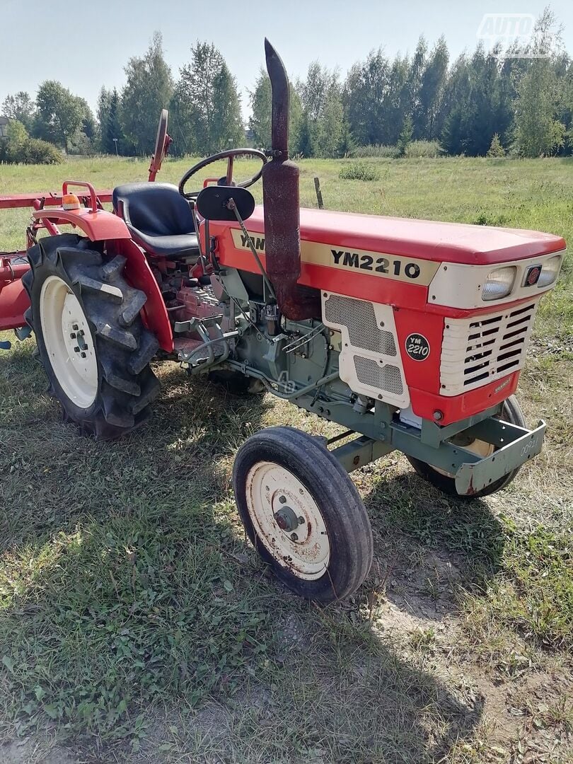 Yanmar YM2210 1991 г Трактор