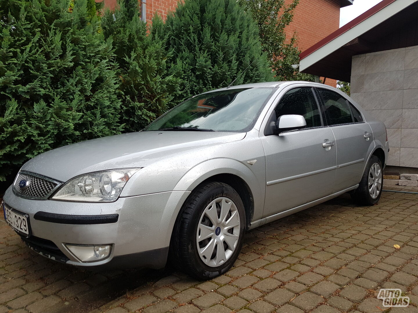 Ford Mondeo II 2004 m