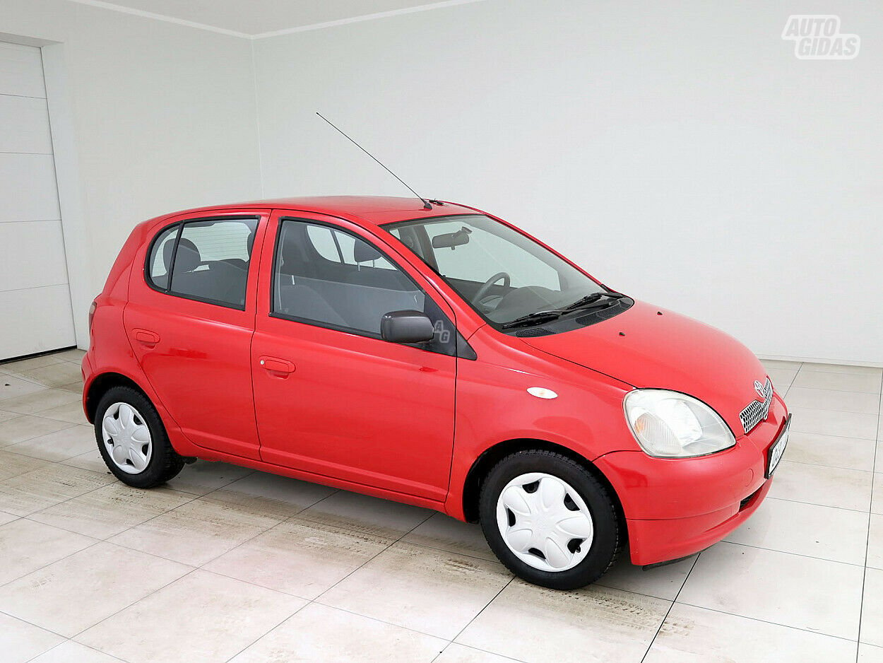 Toyota Yaris 2002 г Хэтчбек