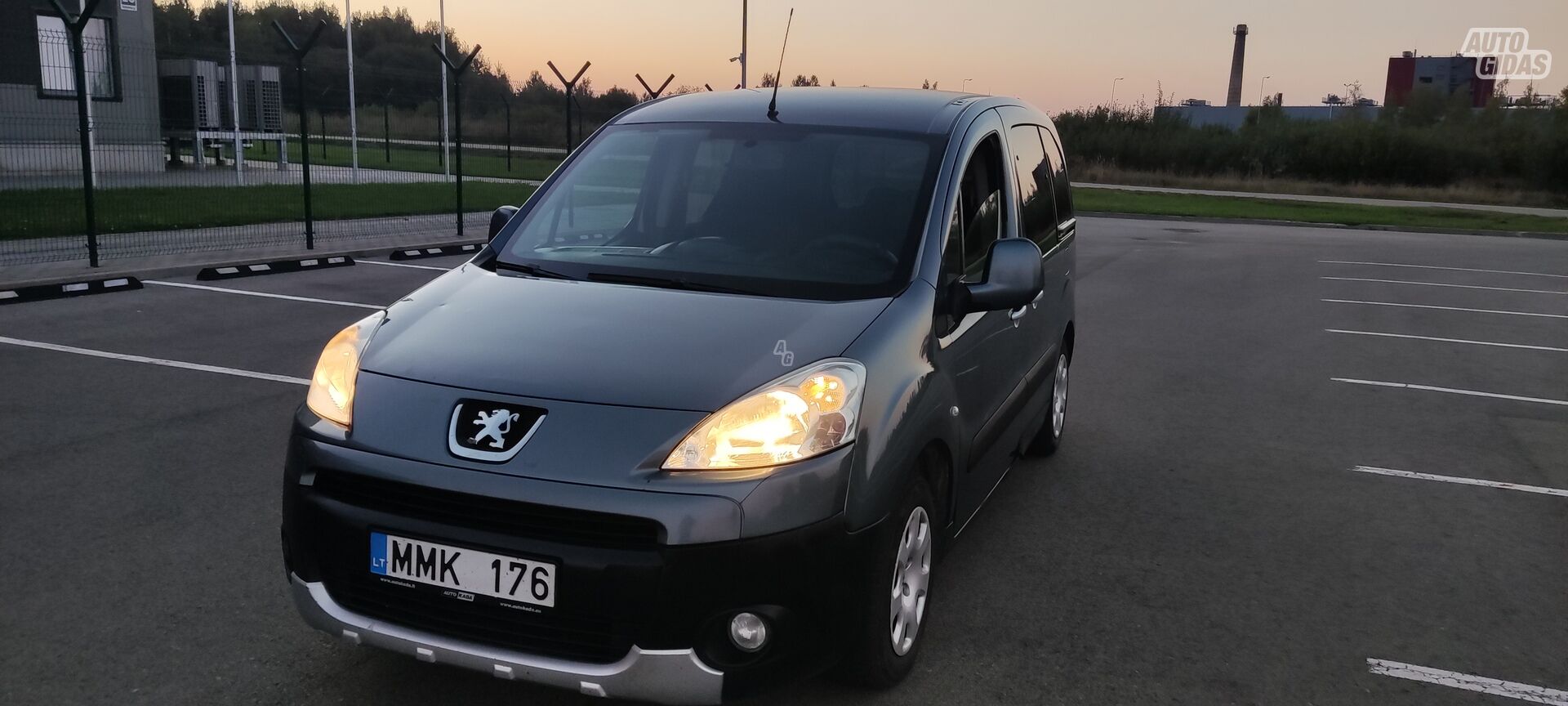 Peugeot Partner II 2010 m