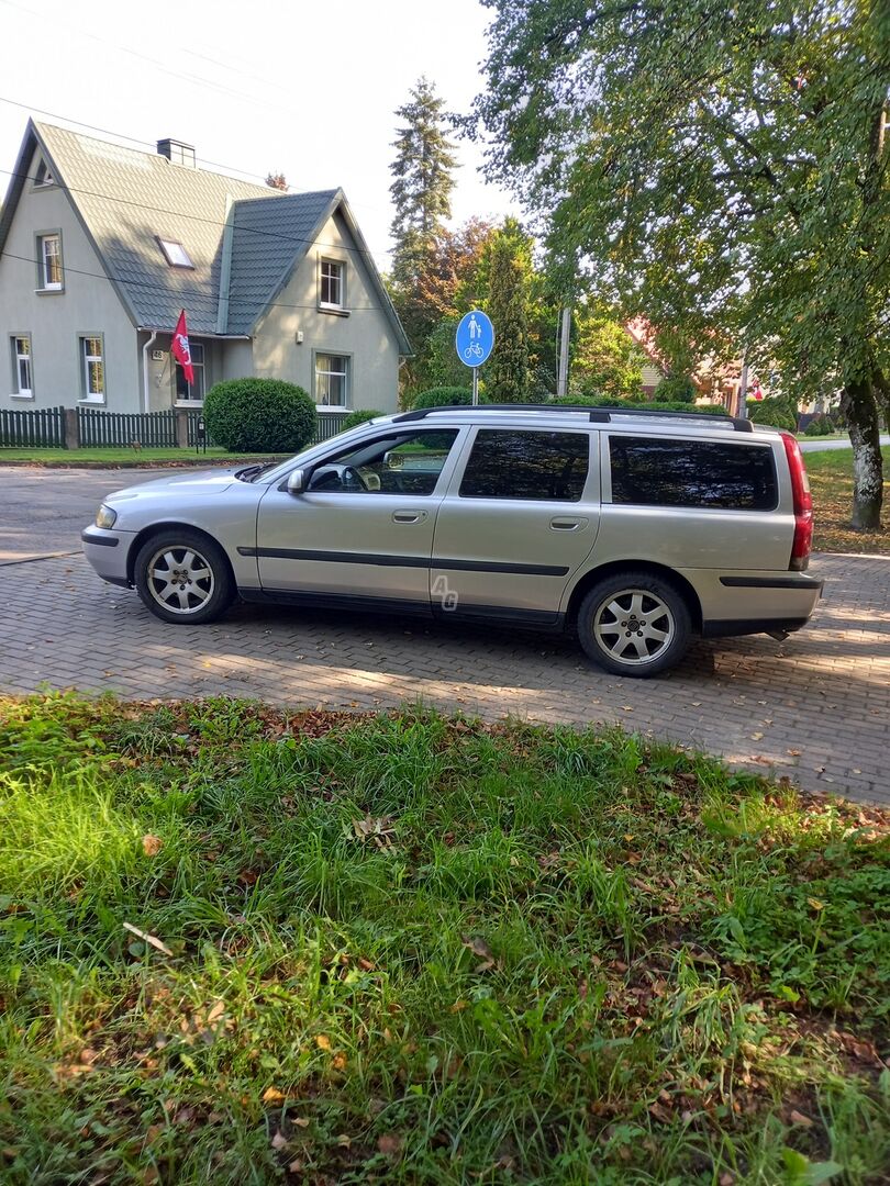 Volvo V70 2004 y Wagon