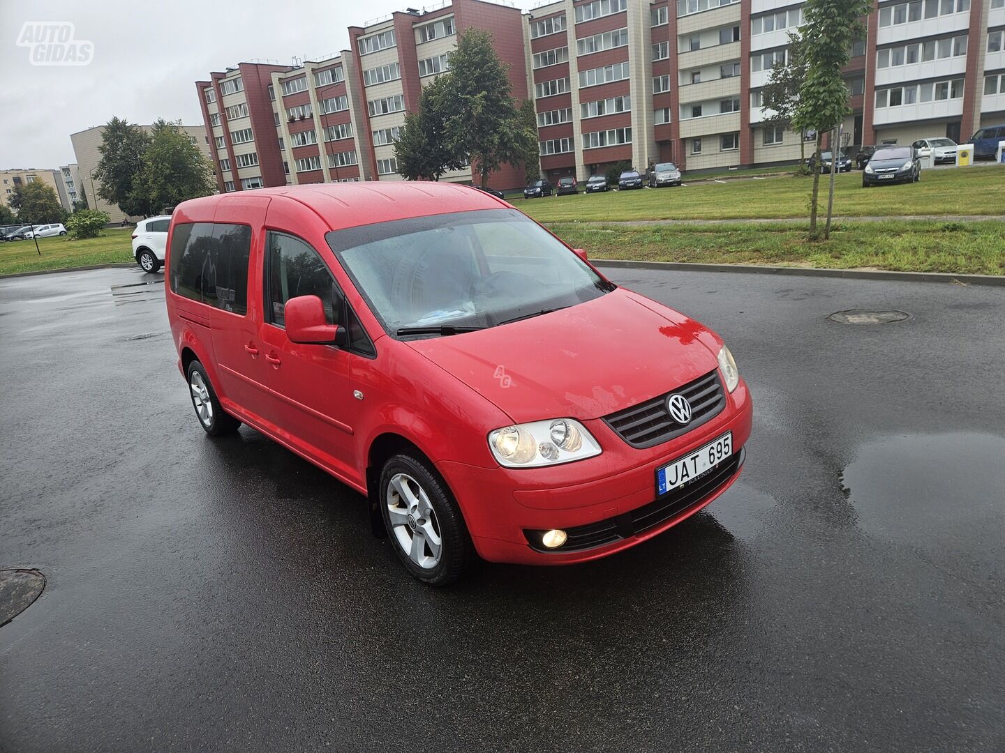 Volkswagen Caddy Maxi III 2008 y